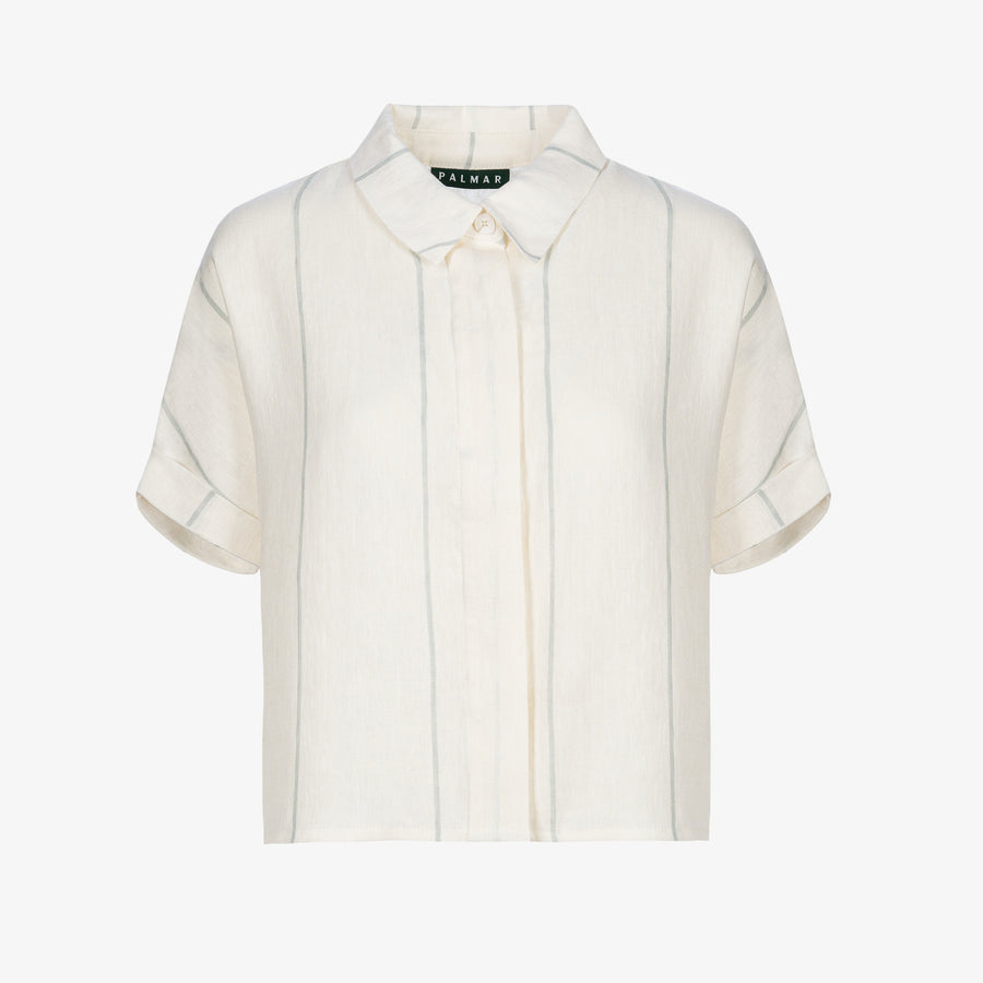Lniana koszula Panama w kolorze kremowym w niebieskie paski. Linen Panama Shirt in ivory color with light blue stripes.