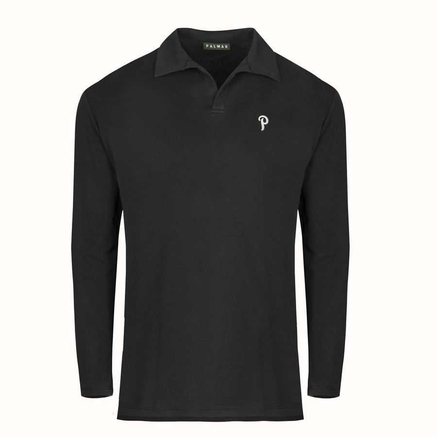 Czarna koszulka polo z długim rękawem. Black longsleeve polo shirt.